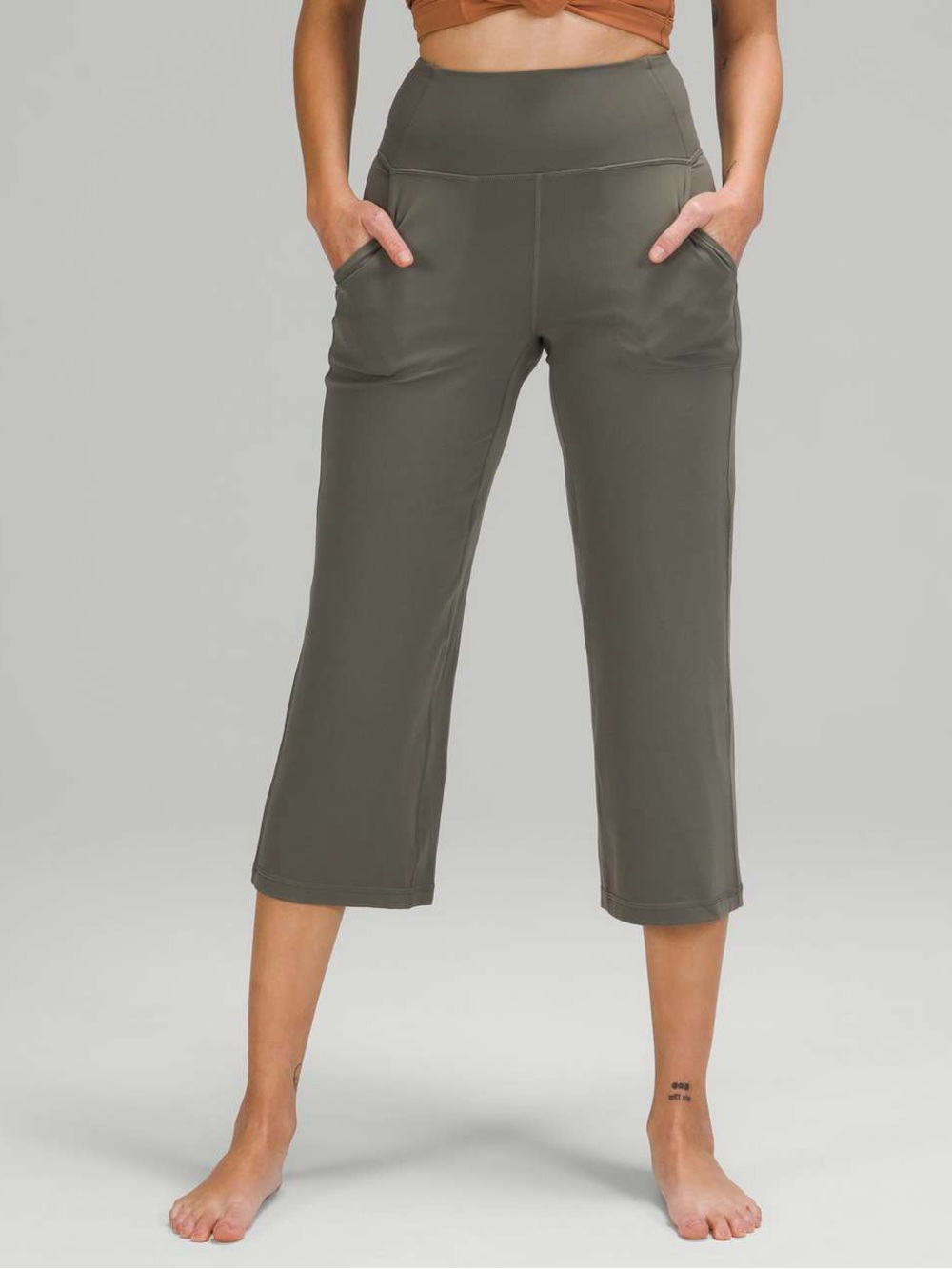 Lululemon Align Wide Leg Super-High-Rise Crop Grey Sage Size 6